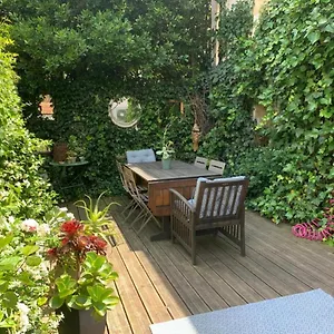 Complet Ou 2 De Charme En Centre-ville , Arles France